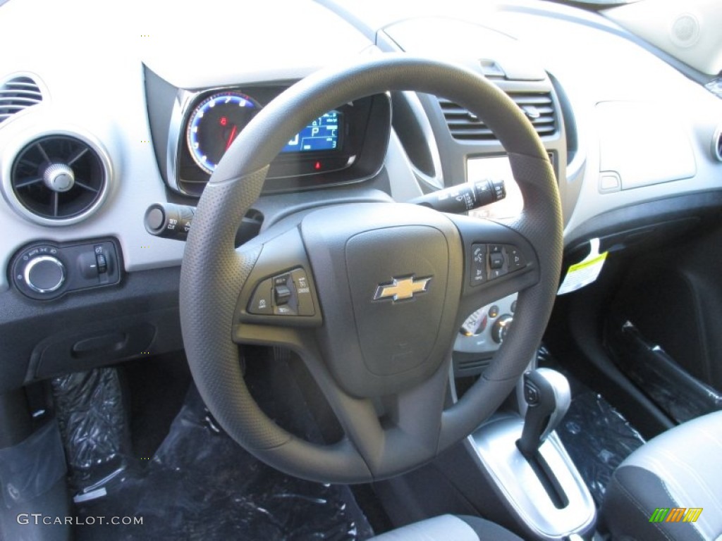 2016 Chevrolet Trax LT Steering Wheel Photos