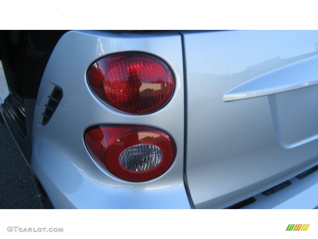 2012 fortwo pure coupe - Silver Metallic / Design Black photo #25