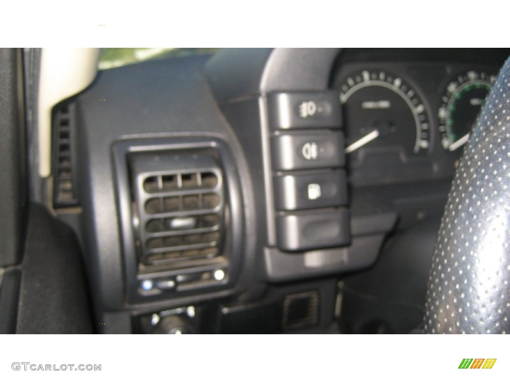 2004 Discovery SE - Bonatti Grey / Black photo #11