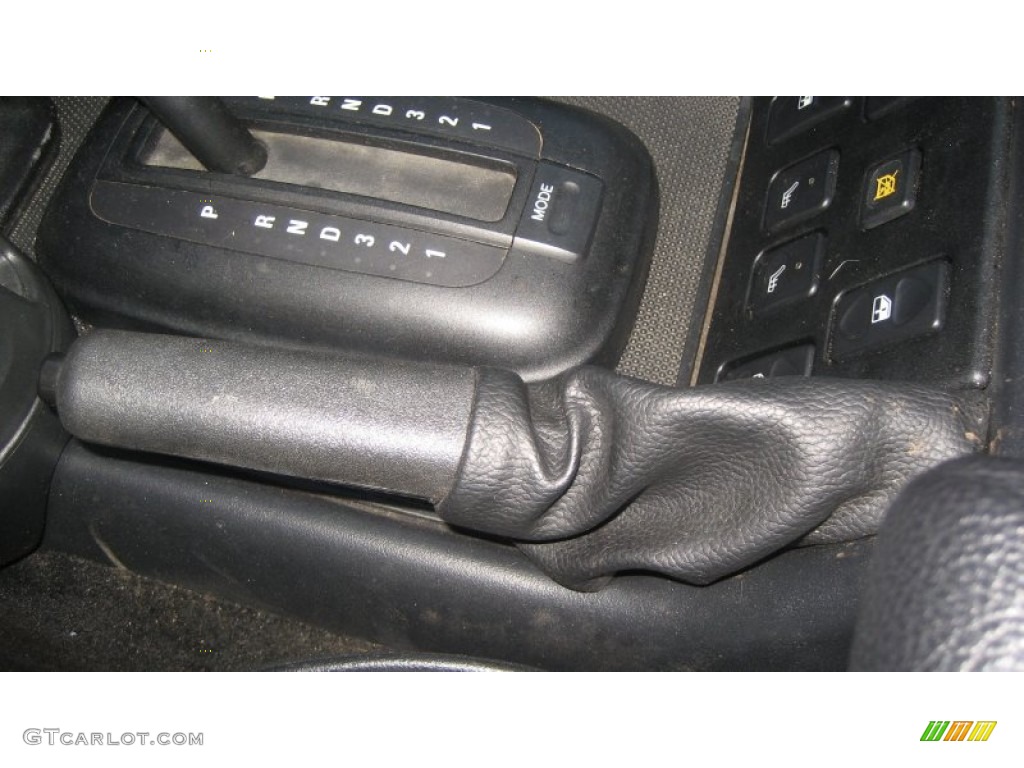 2004 Discovery SE - Bonatti Grey / Black photo #18