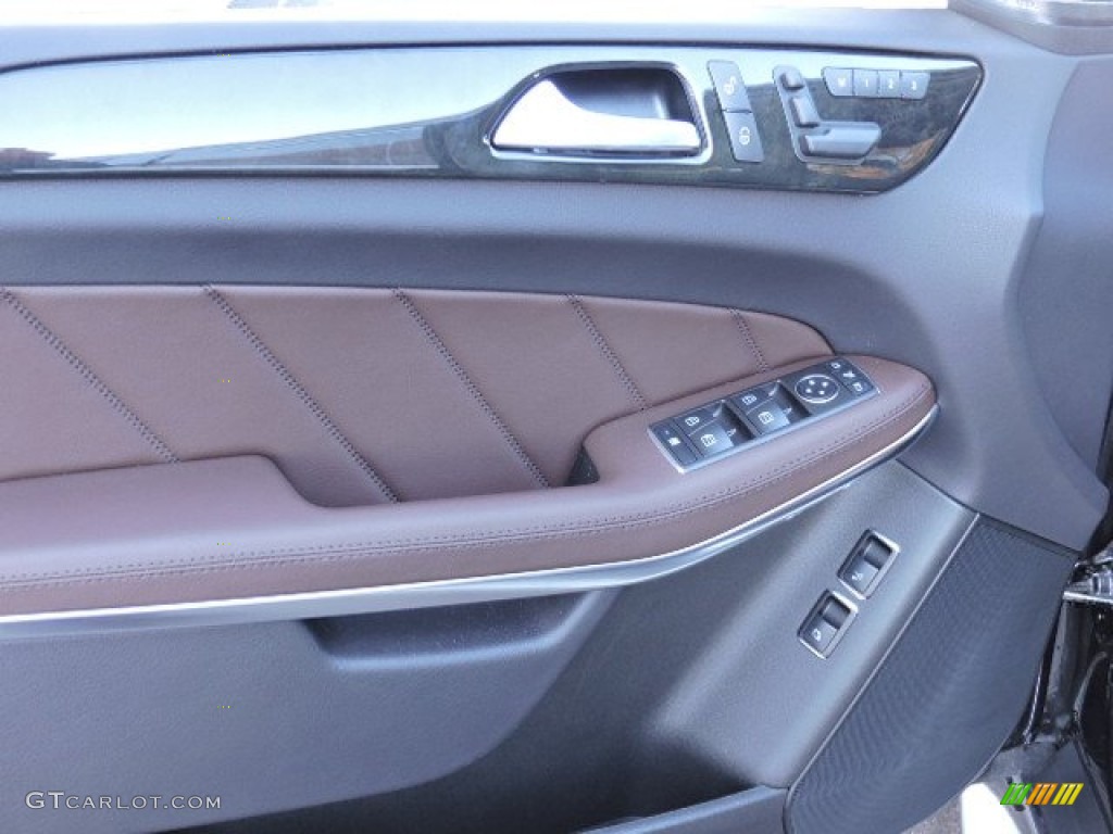 2016 Mercedes-Benz GL 550 4Matic Auburn Brown/Black Door Panel Photo #107869097