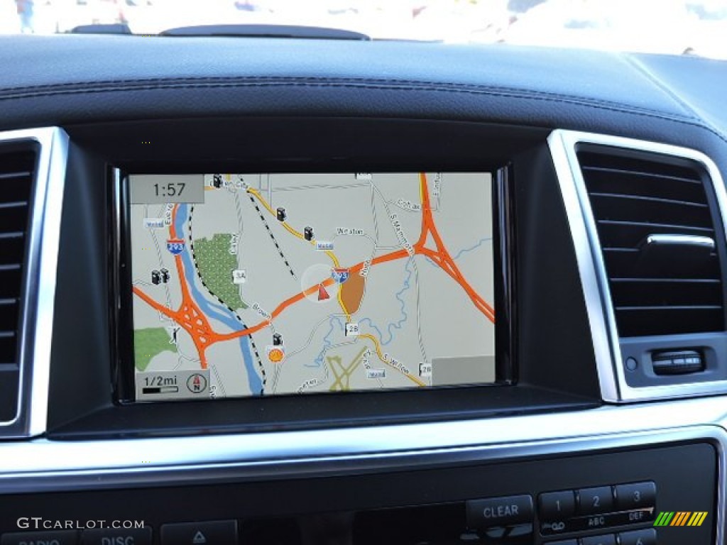 2016 Mercedes-Benz GL 550 4Matic Navigation Photo #107869209
