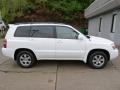 Super White - Highlander V6 4WD Photo No. 13