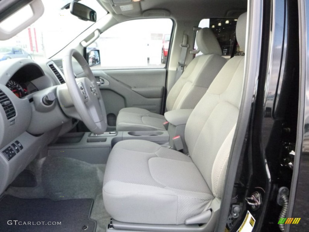 2016 Nissan Frontier SV Crew Cab 4x4 Interior Color Photos