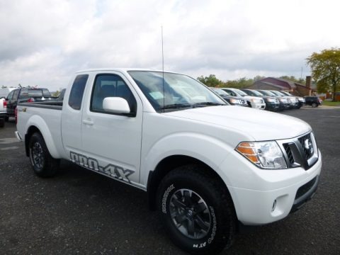 2016 Nissan Frontier Pro-4X King Cab 4x4 Data, Info and Specs