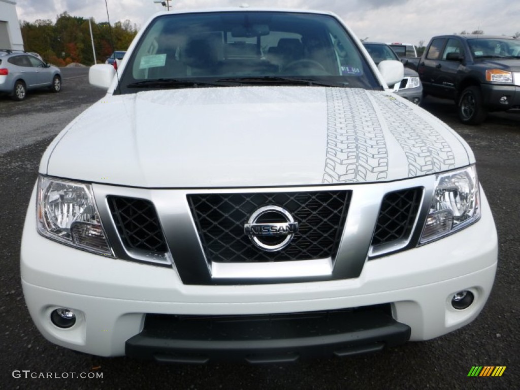 Glacier White 2016 Nissan Frontier Pro-4X King Cab 4x4 Exterior Photo #107889949