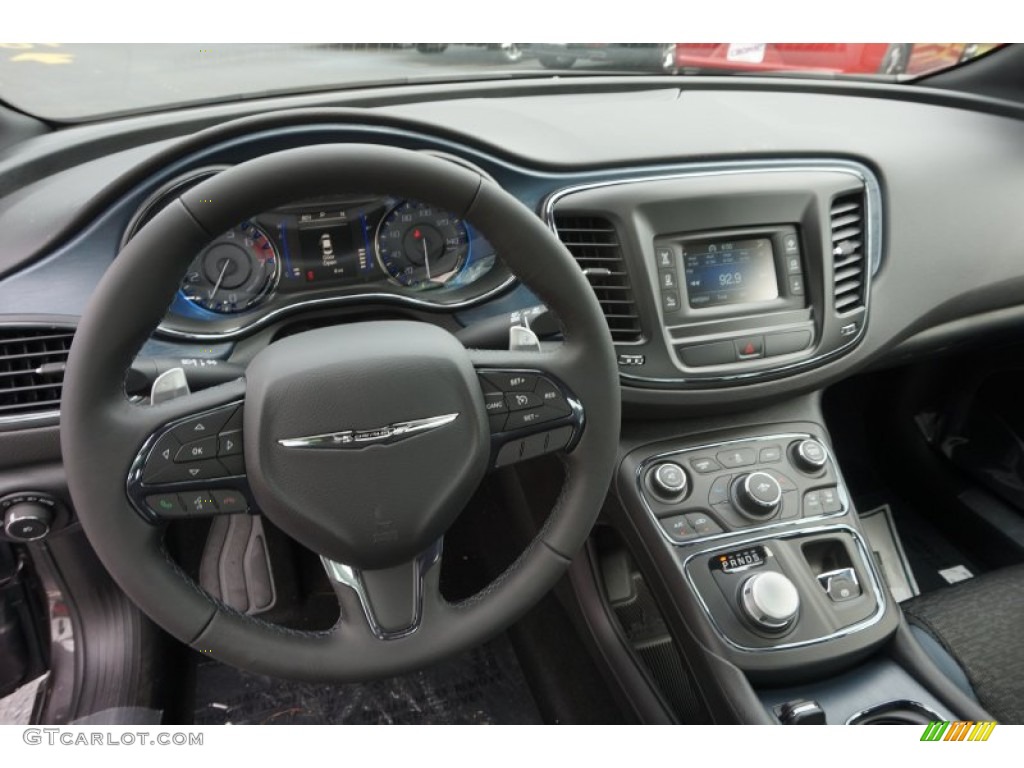 2016 Chrysler 200 S Dashboard Photos