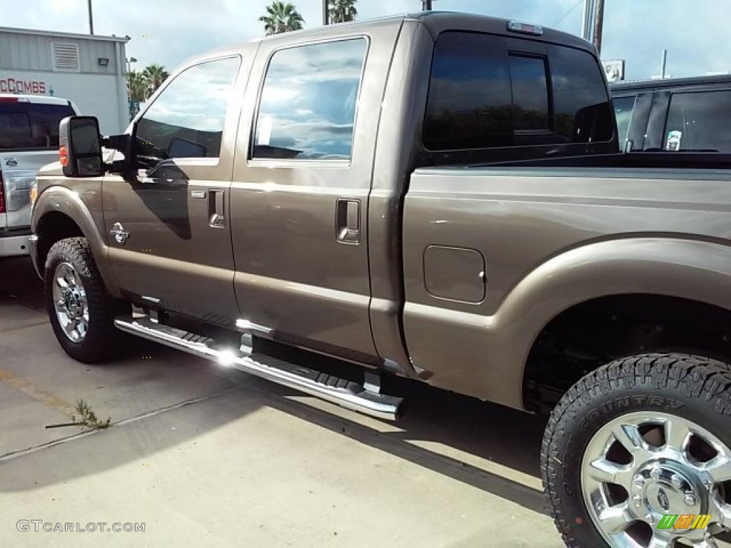 2016 F250 Super Duty Lariat Crew Cab 4x4 - Caribou Metallic / Adobe photo #21