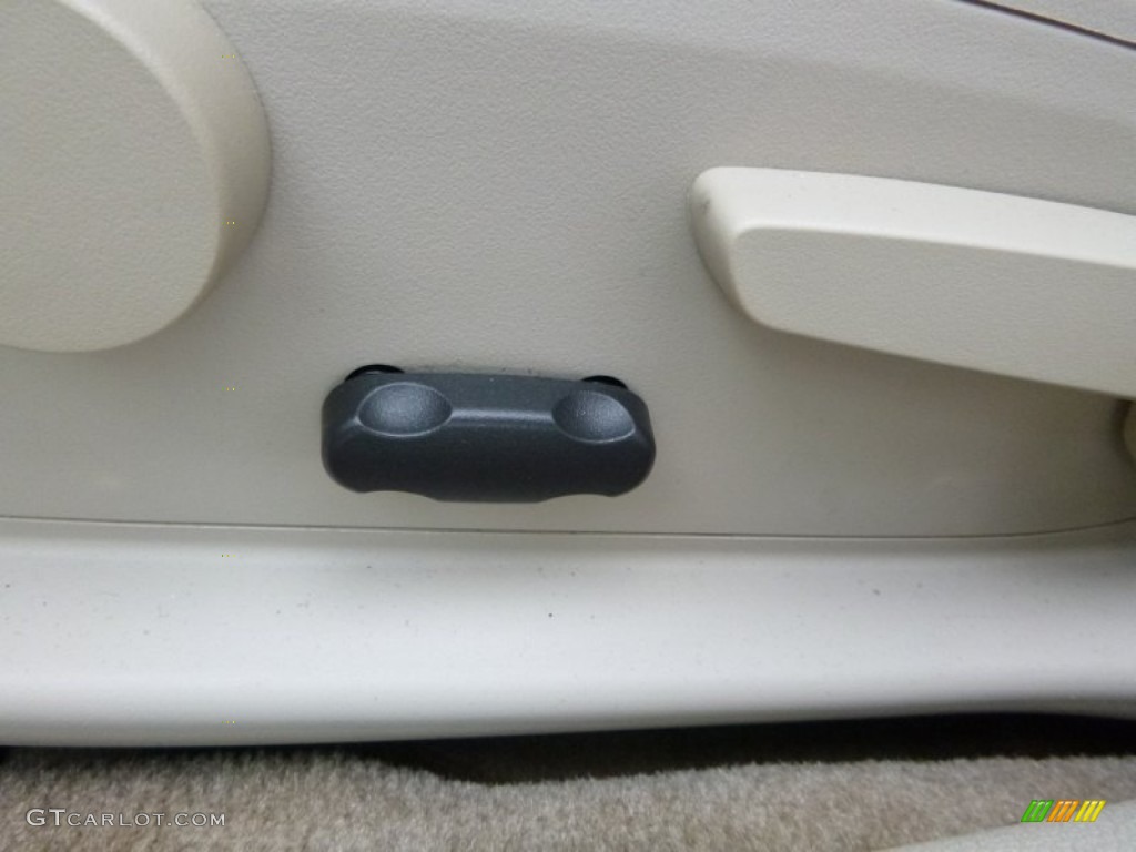 2010 Impala LT - Gold Mist Metallic / Gray photo #16