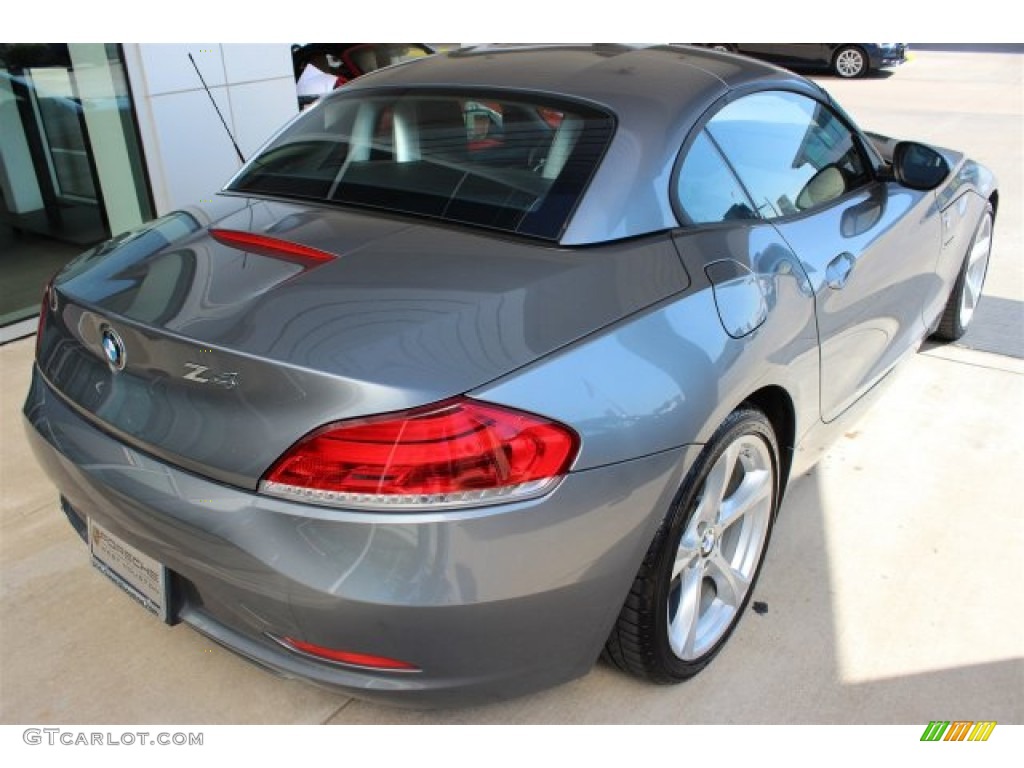 2011 Z4 sDrive30i Roadster - Space Gray Metallic / Black photo #6