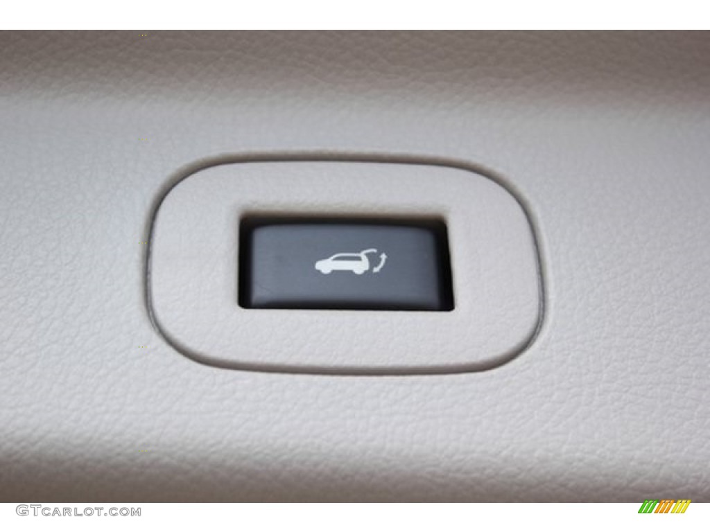 2013 Quest 3.5 SL - Titanium Beige / Beige photo #21