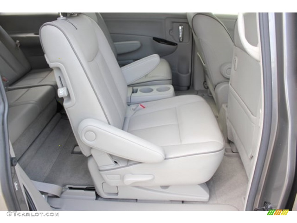 2013 Quest 3.5 SL - Titanium Beige / Beige photo #23