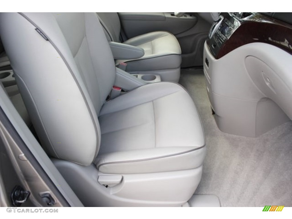 2013 Quest 3.5 SL - Titanium Beige / Beige photo #27