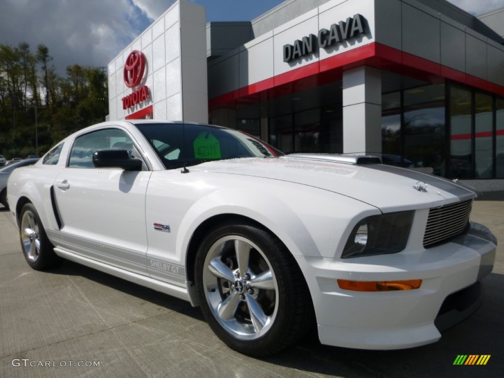 2007 Mustang Shelby GT Coupe - Performance White / Light Graphite photo #1