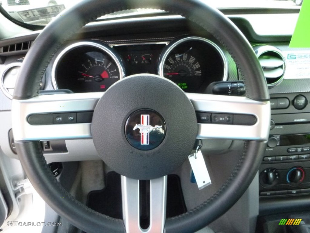 2007 Ford Mustang Shelby GT Coupe Steering Wheel Photos