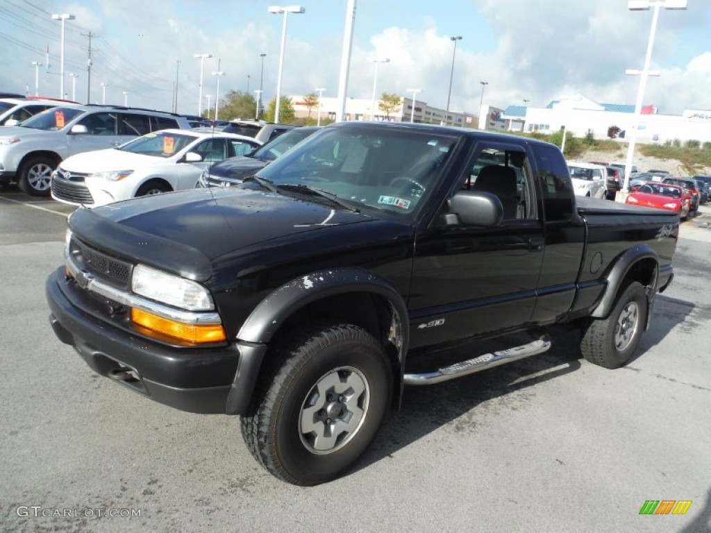 2002 S10 ZR2 Extended Cab 4x4 - Onyx Black / Graphite photo #5