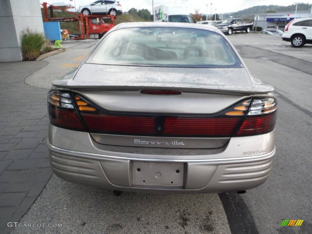2000 Bonneville SE - Light Bronzemist Metallic / Camel photo #7
