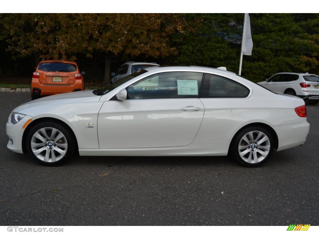 2013 3 Series 328i xDrive Coupe - Alpine White / Saddle Brown photo #6