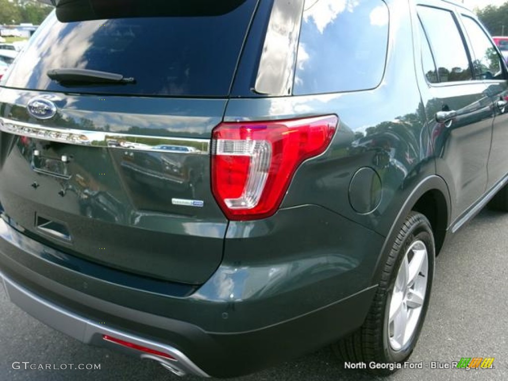 2016 Explorer XLT 4WD - Guard Metallic / Ebony Black photo #35