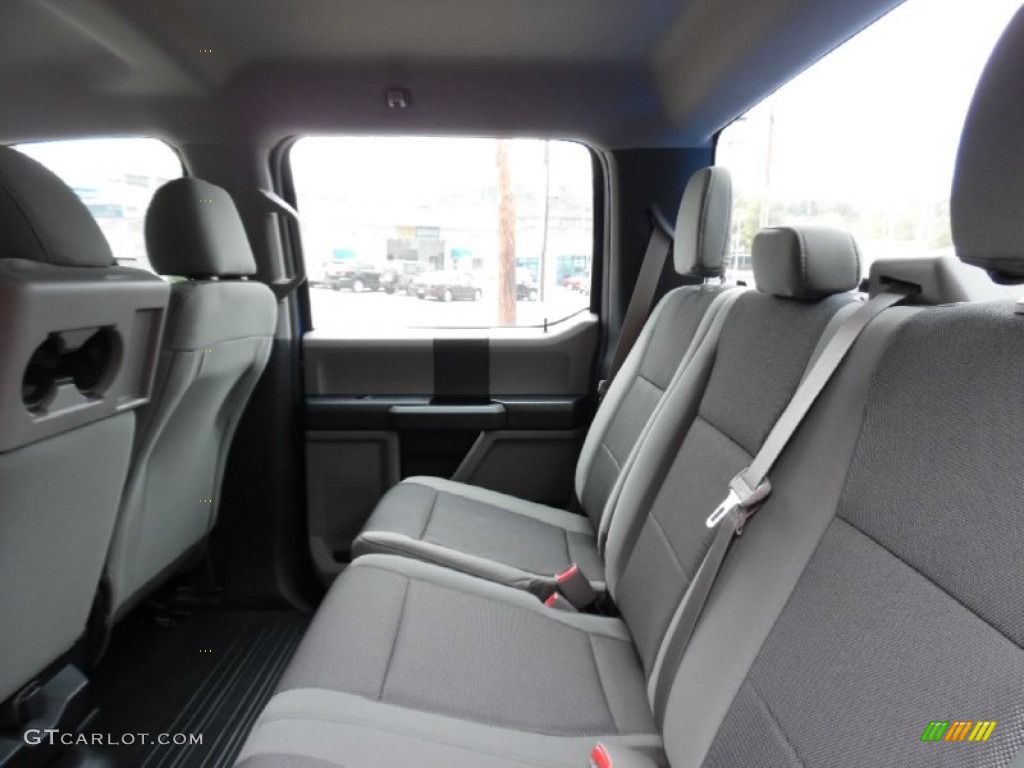2015 Ford F150 XLT SuperCrew 4x4 Rear Seat Photo #107915301
