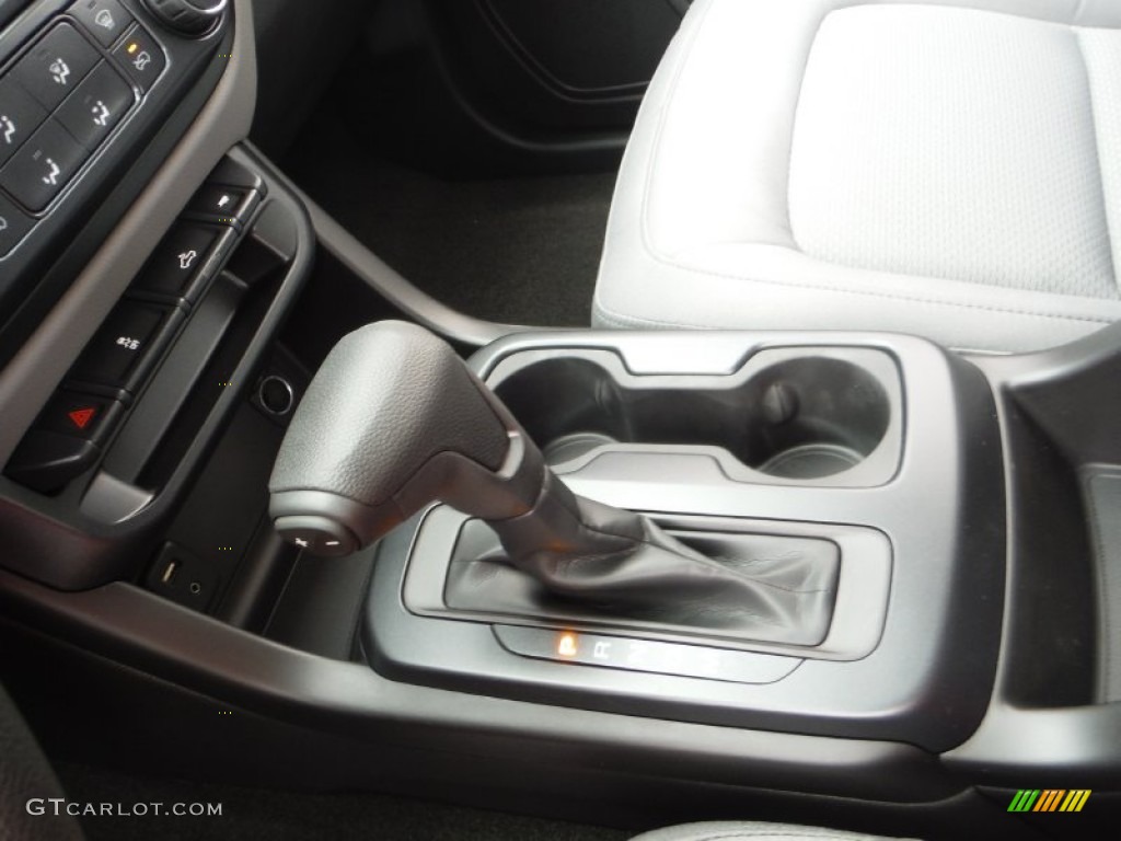 2016 Chevrolet Colorado WT Crew Cab 4x4 Transmission Photos