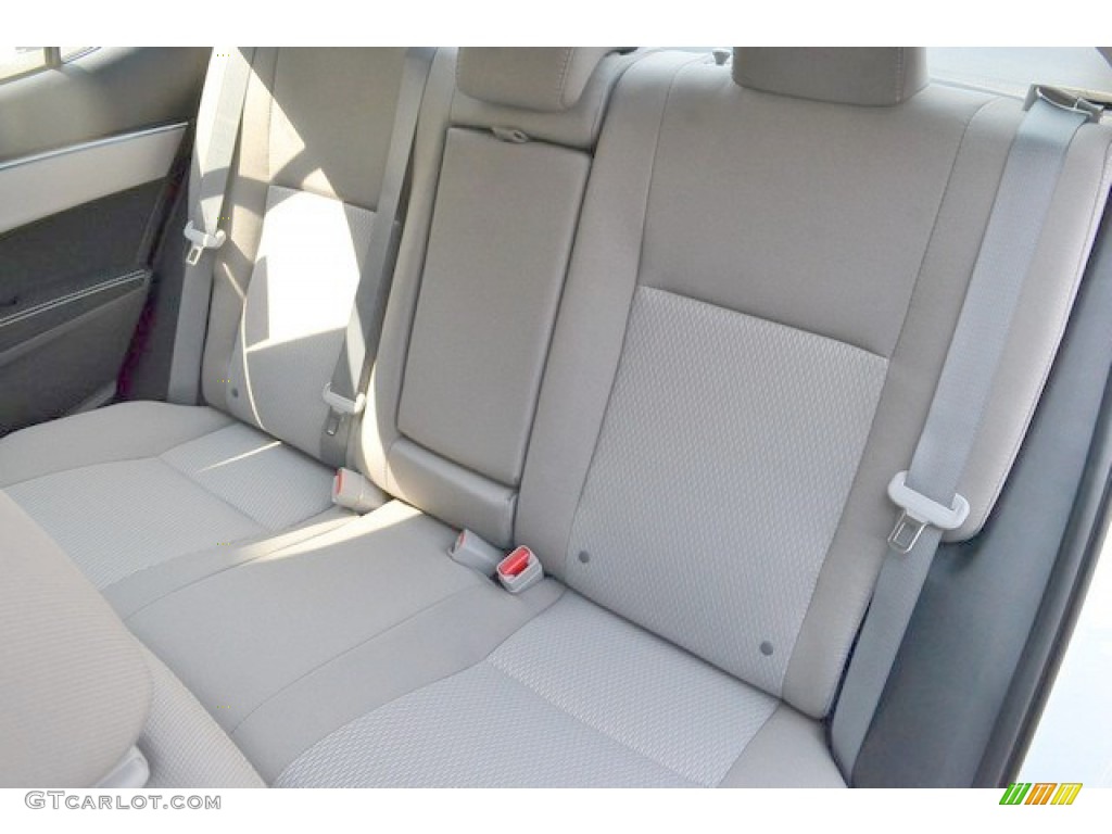 2016 Corolla LE - Super White / Ash photo #7