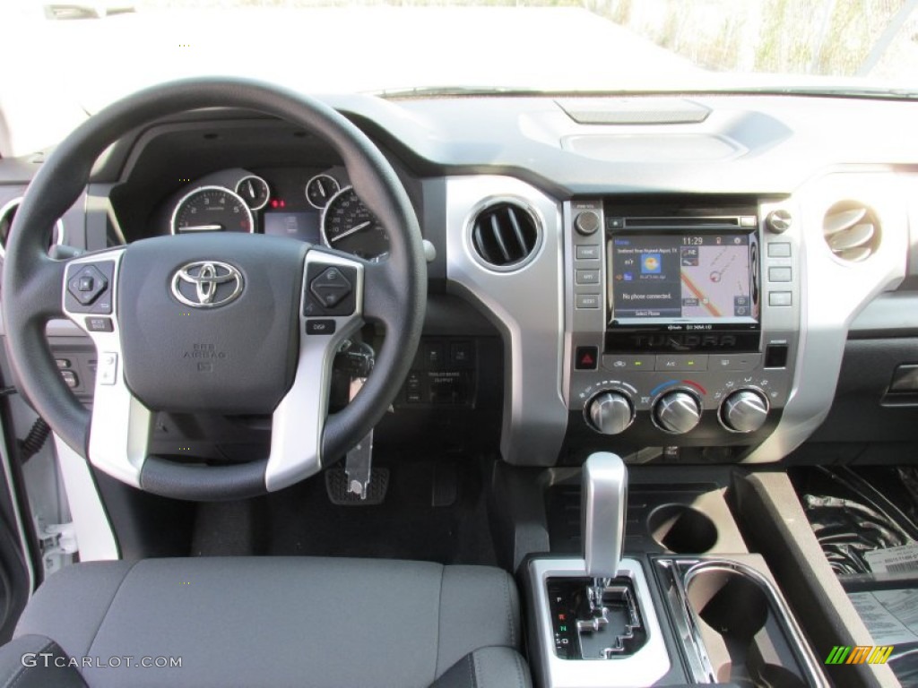 2016 Tundra TSS CrewMax - Super White / Graphite photo #25