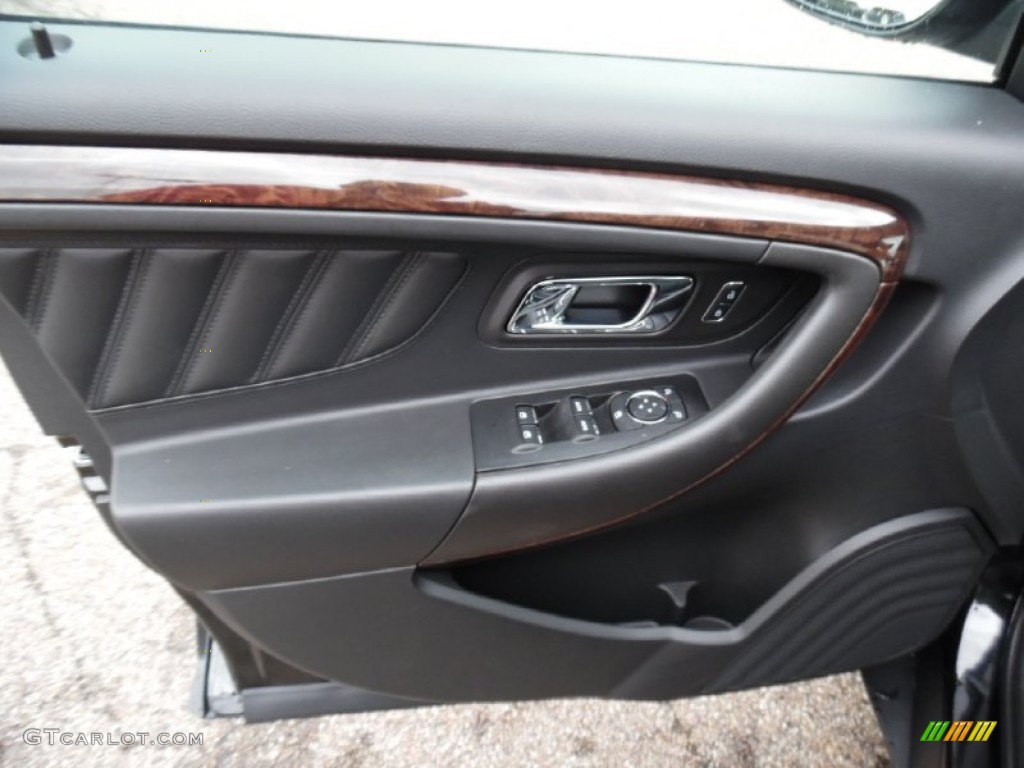 2015 Taurus Limited AWD - Tuxedo Black Metallic / Charcoal Black photo #13