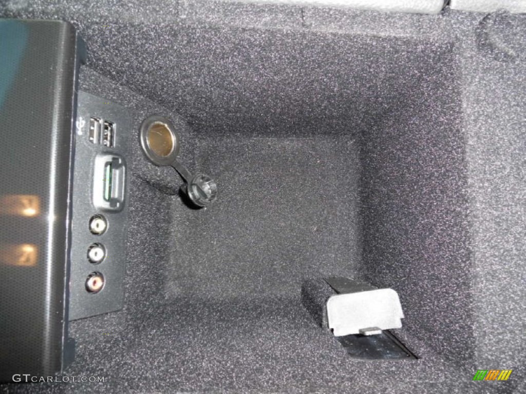 2015 Taurus Limited AWD - Tuxedo Black Metallic / Charcoal Black photo #19