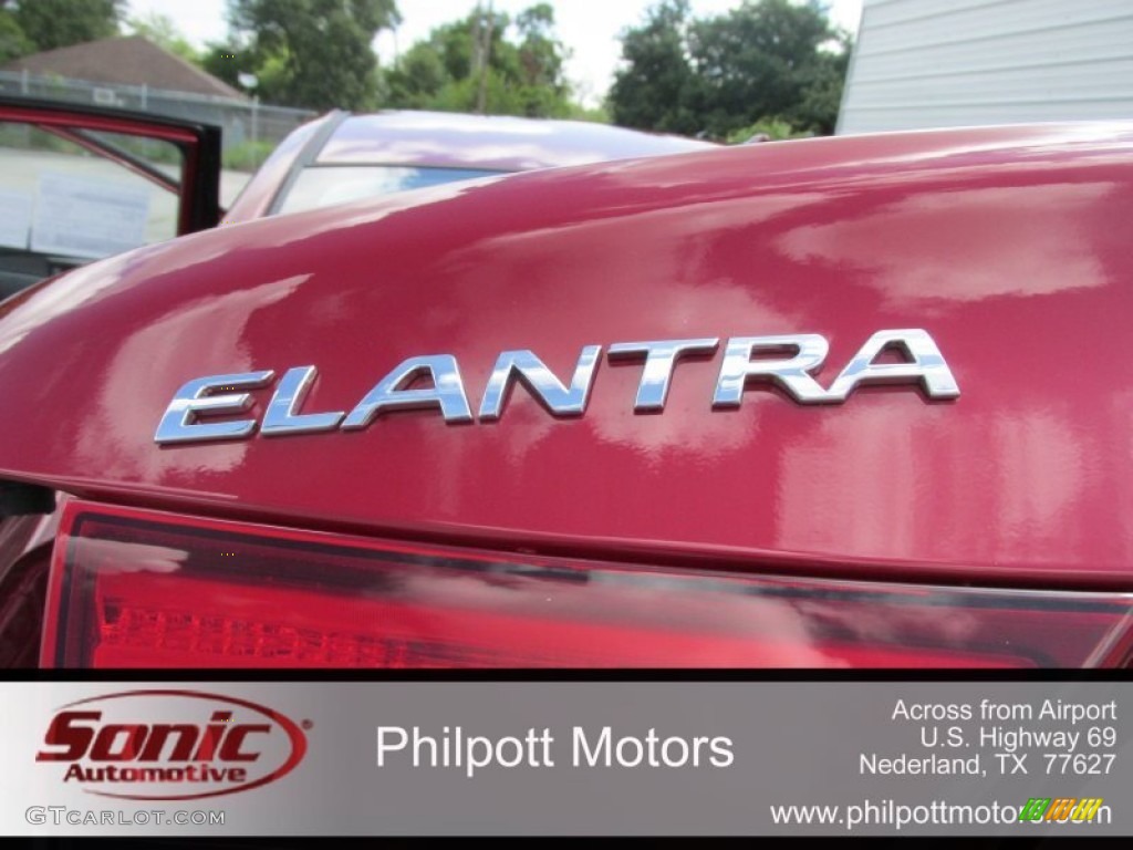2016 Elantra SE - Red / Gray photo #14
