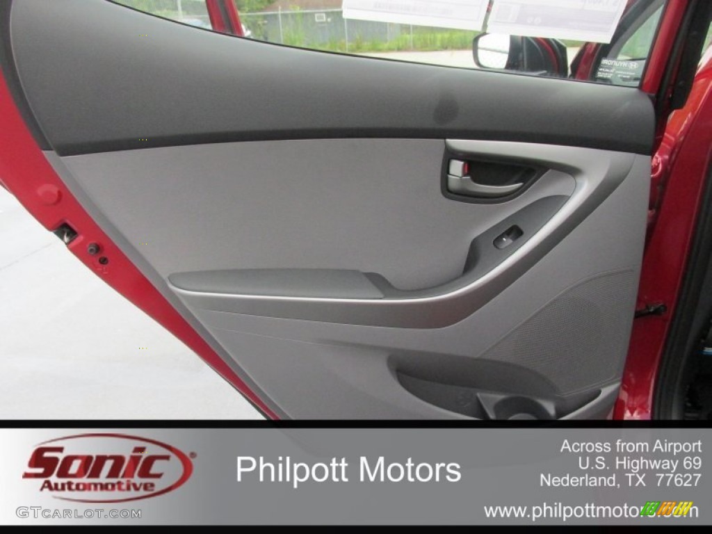 2016 Elantra SE - Red / Gray photo #17
