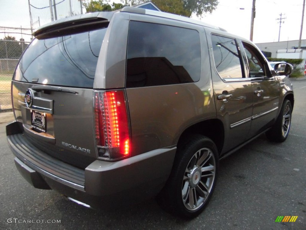 2013 Escalade Premium AWD - Mocha Steel Metallic / Ebony photo #4