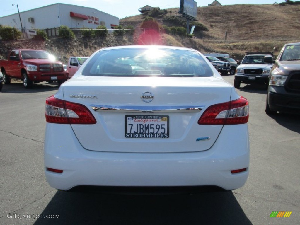 2014 Sentra S - Aspen White / Charcoal photo #6