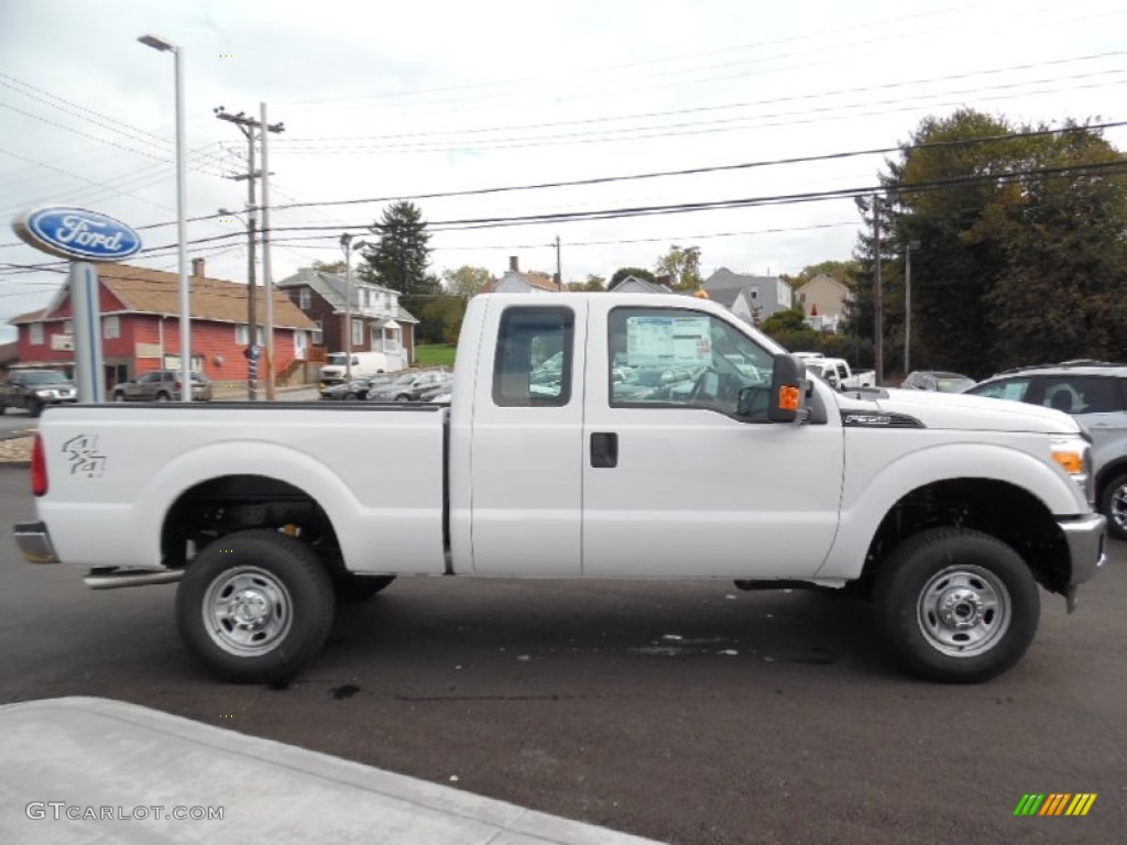 Oxford White 2016 Ford F350 Super Duty XL Super Cab 4x4 Exterior Photo #107925343