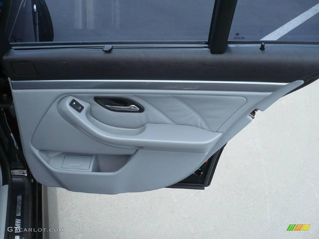 1999 5 Series 528i Wagon - Jet Black / Grey photo #18