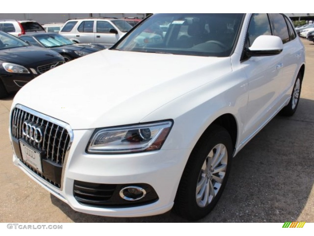 2016 Q5 2.0 TFSI Premium quattro - Ibis White / Chestnut Brown photo #3