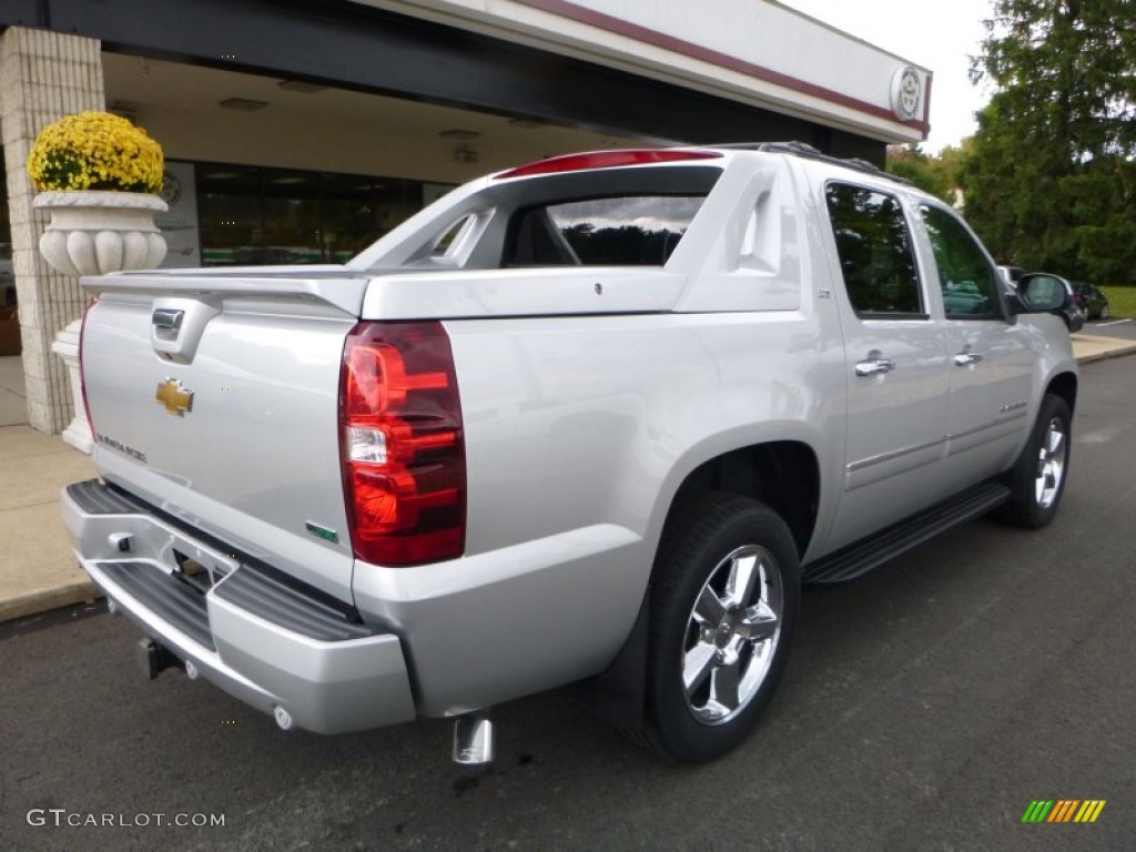 2011 Avalanche LTZ 4x4 - Sheer Silver Metallic / Ebony photo #2