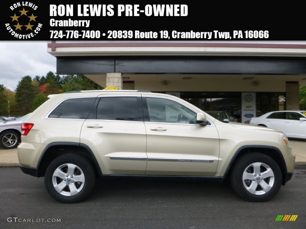 2012 Grand Cherokee Laredo 4x4 - White Gold Metallic / Dark Graystone/Medium Graystone photo #1