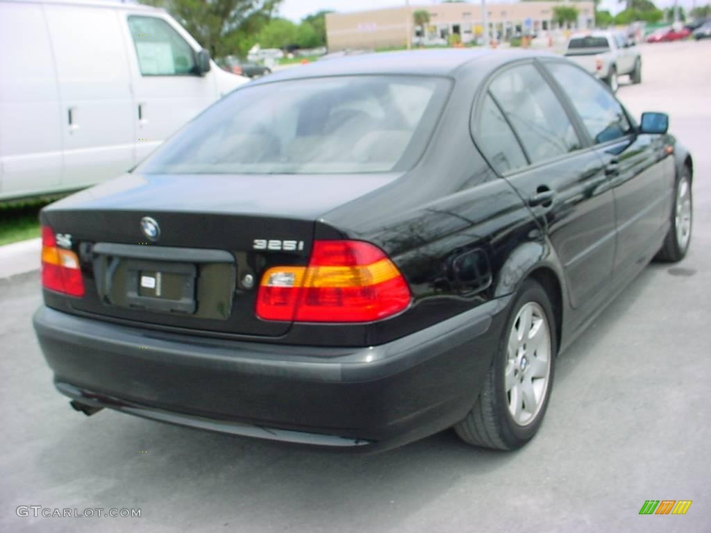 2004 3 Series 325i Sedan - Jet Black / Sand photo #3