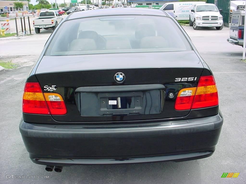 2004 3 Series 325i Sedan - Jet Black / Sand photo #4