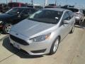 2015 Ingot Silver Metallic Ford Focus SE Hatchback  photo #27