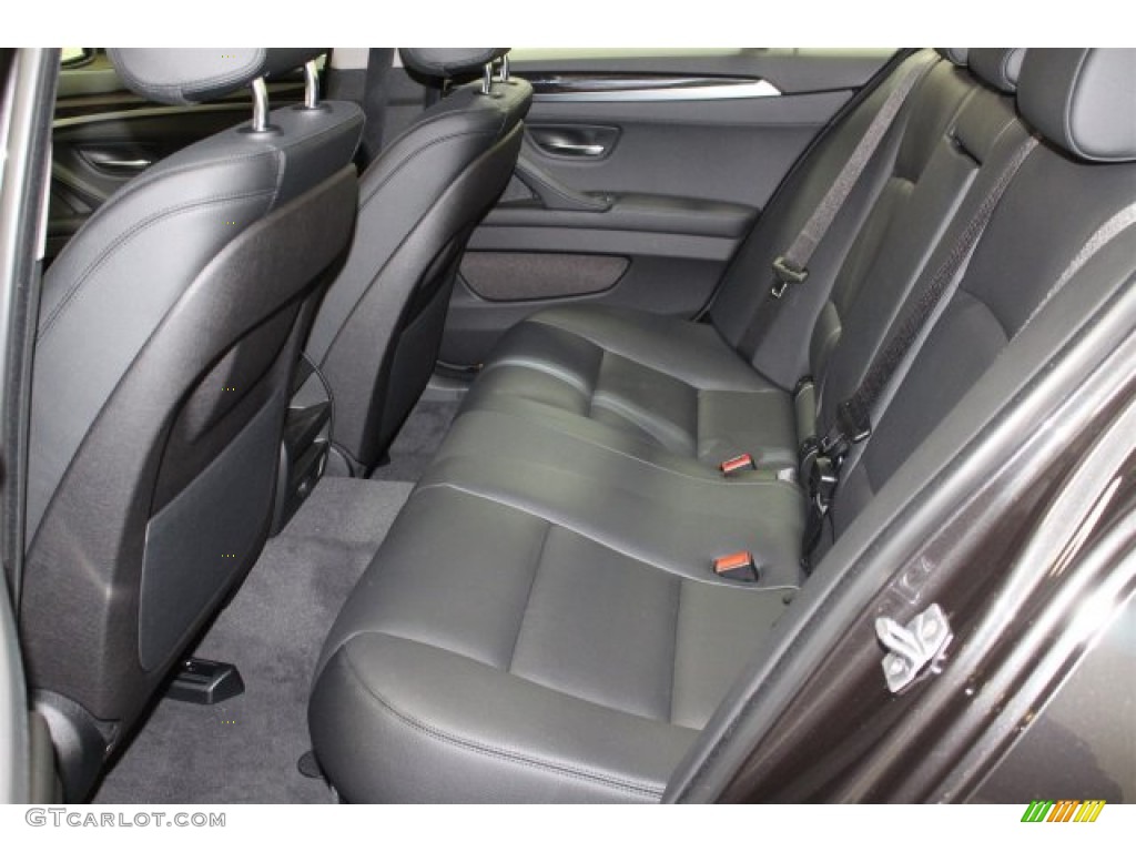 2016 BMW 5 Series 528i Sedan Rear Seat Photo #107941735