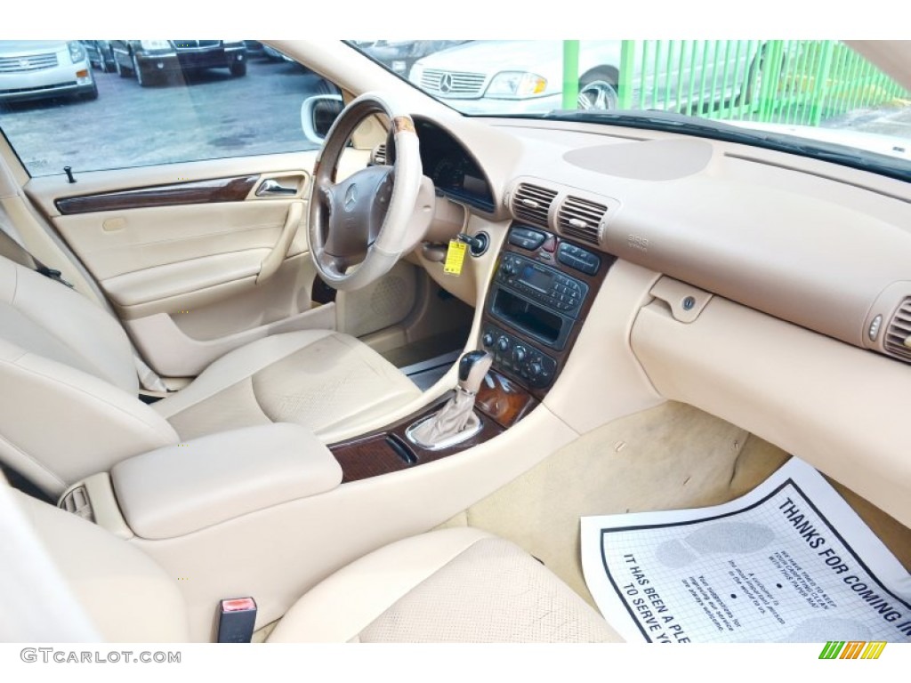 2003 C 240 Sedan - Alabaster White / Java photo #32