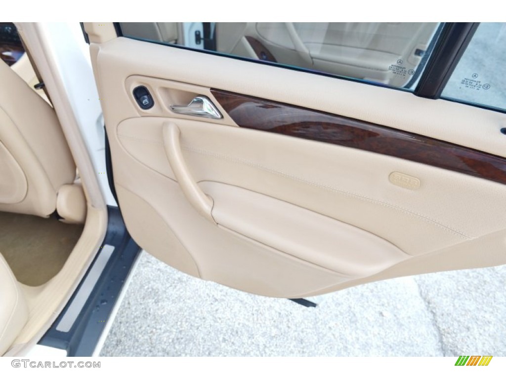 2003 C 240 Sedan - Alabaster White / Java photo #35