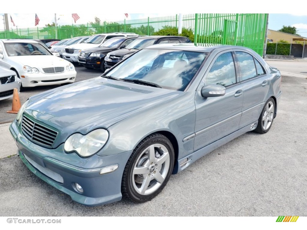 2004 Mercedes-Benz C 230 Kompressor Sedan Exterior Photos