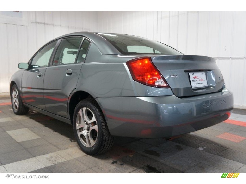 2005 ION 3 Sedan - Storm Gray / Gray photo #10