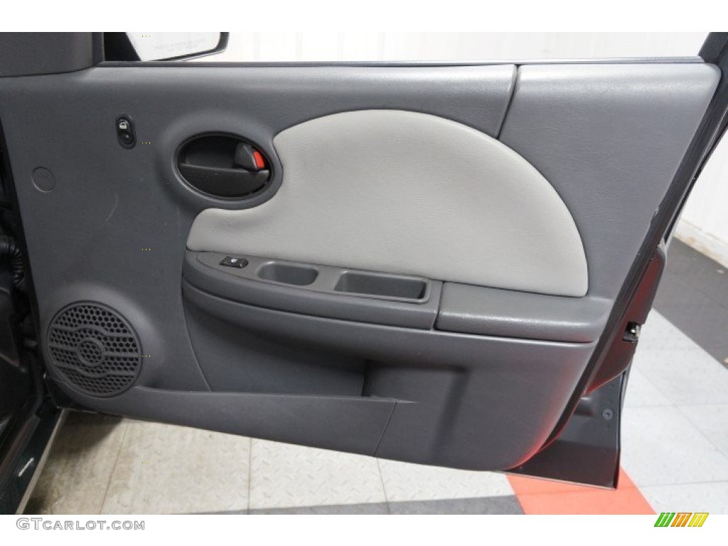 2005 ION 3 Sedan - Storm Gray / Gray photo #17