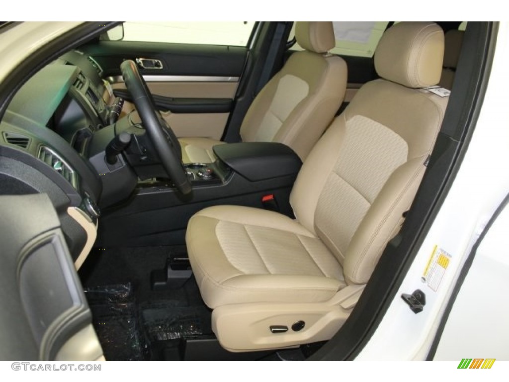 2016 Ford Explorer 4WD Front Seat Photos
