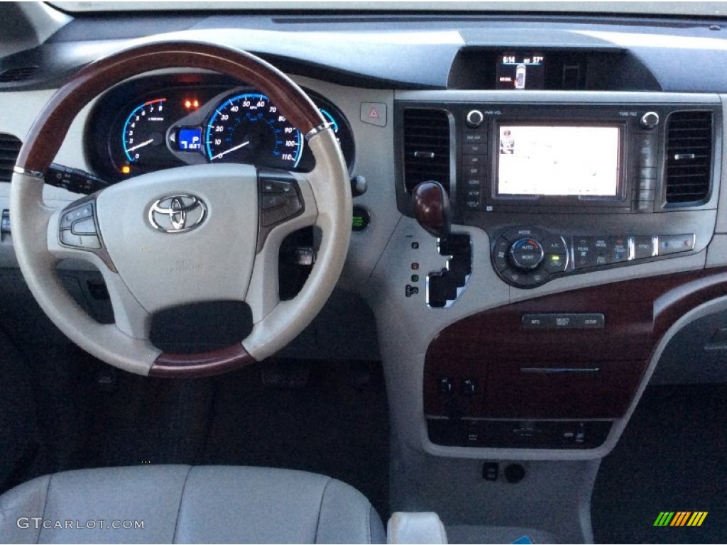 2012 Sienna Limited AWD - Predawn Gray Mica / Light Gray photo #12