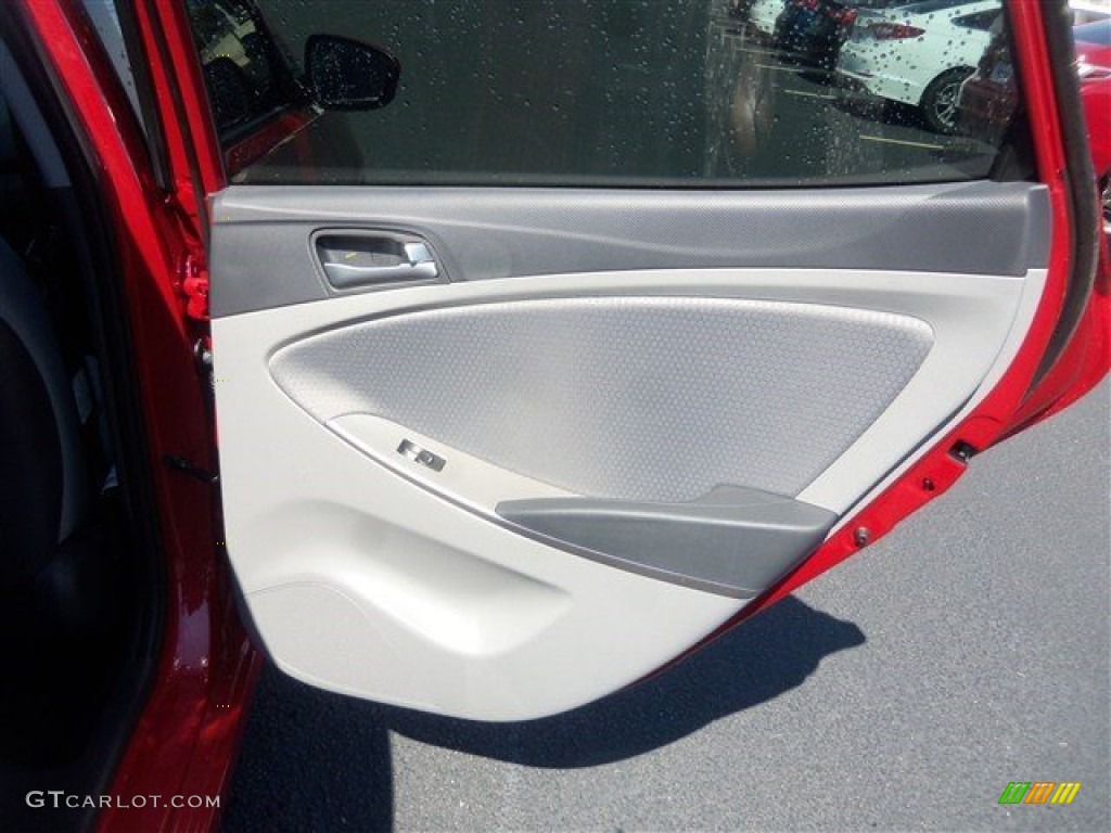 2016 Accent SE Hatchback - Boston Red / Gray photo #15